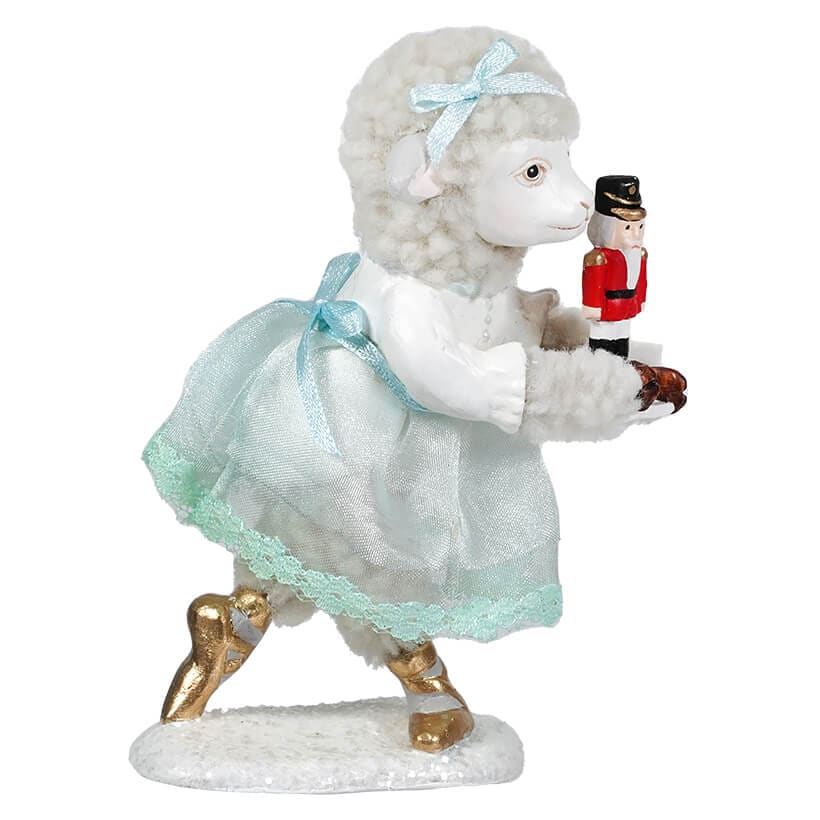 Clara Lamb - Image 2
