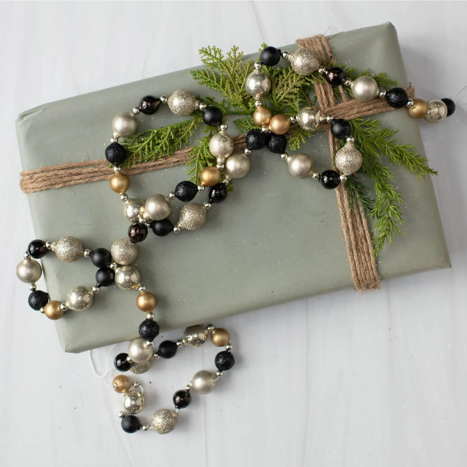 Gold, Black & Silver Bead Garland - Image 2