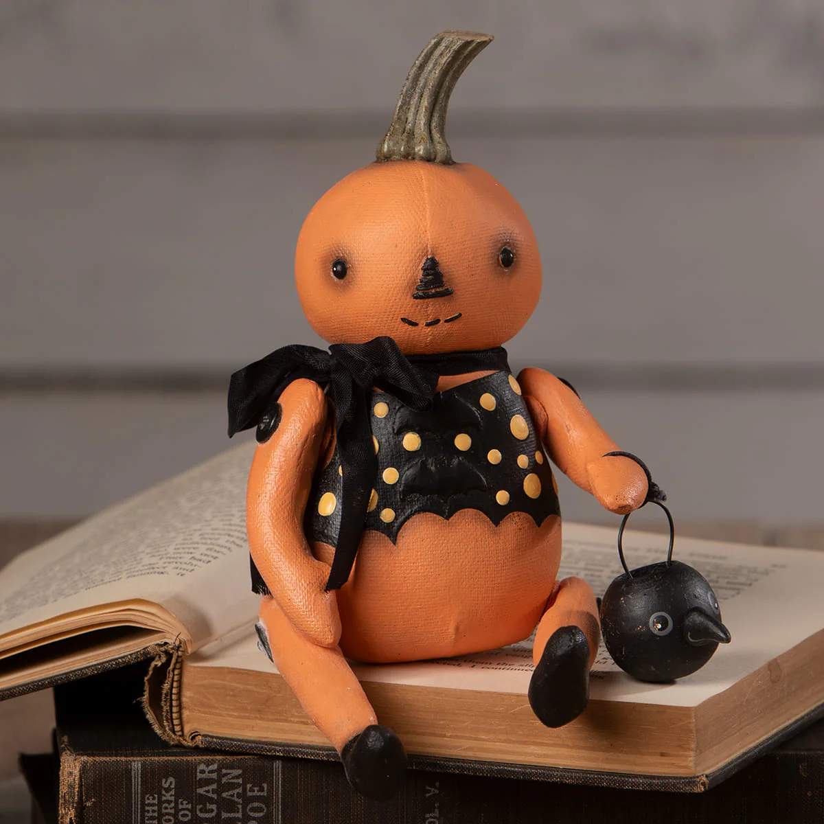 Gourdon Pumpkin Sitter - Image 4