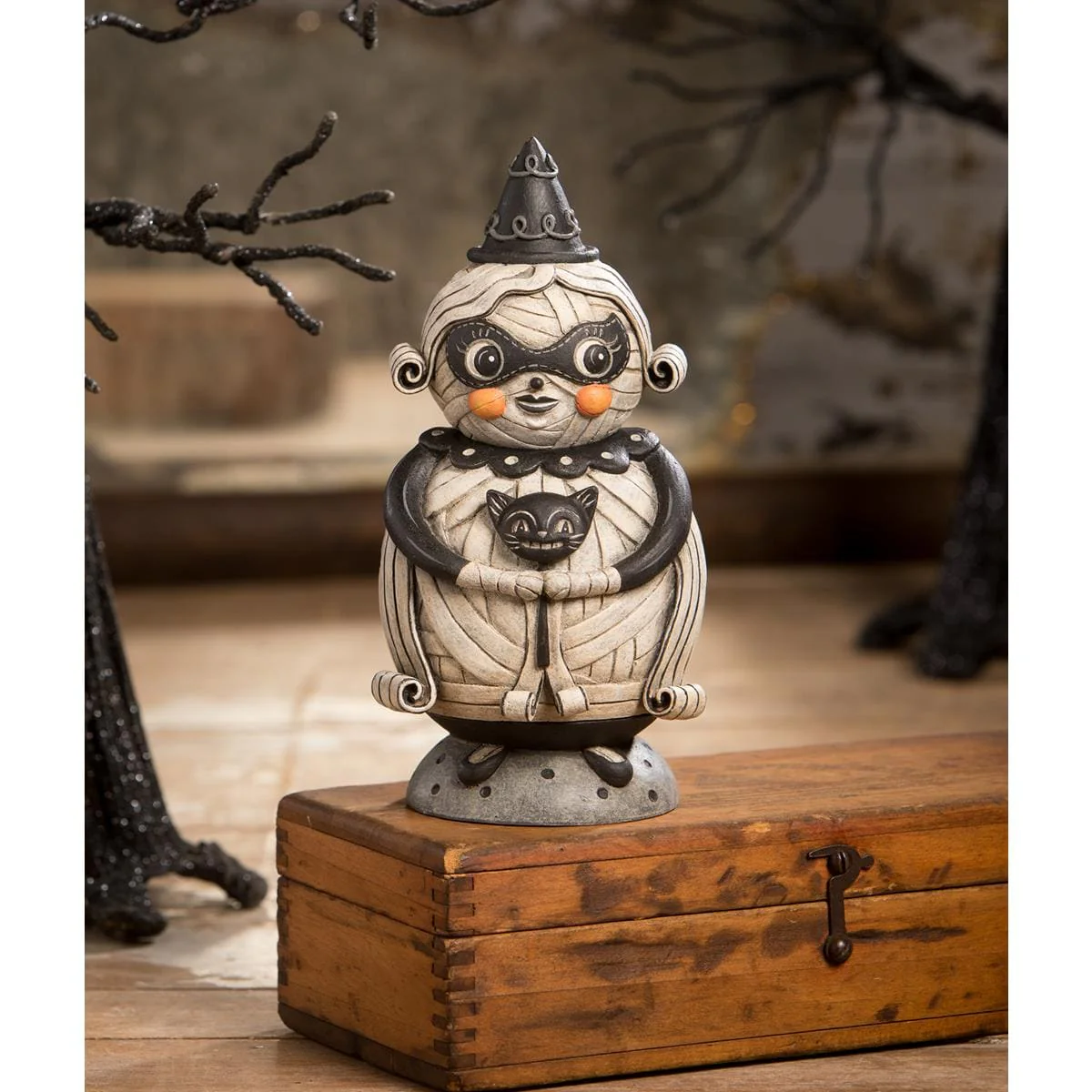 Grinning Mumma Mia Spooks Jar - Image 4