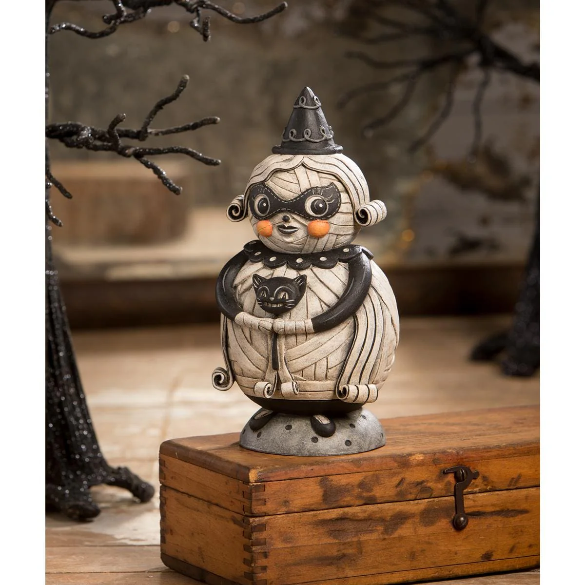 Grinning Mumma Mia Spooks Jar - Image 6