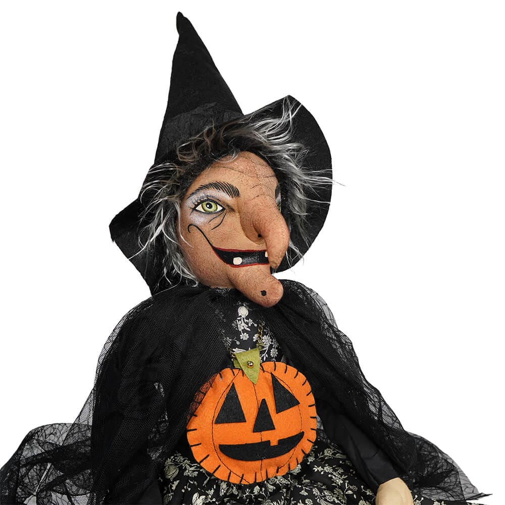 Hazel Figure - Image 2
