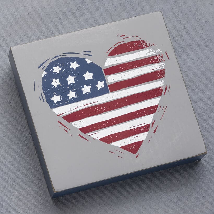 Patriotic Heart Block Sign - Image 2