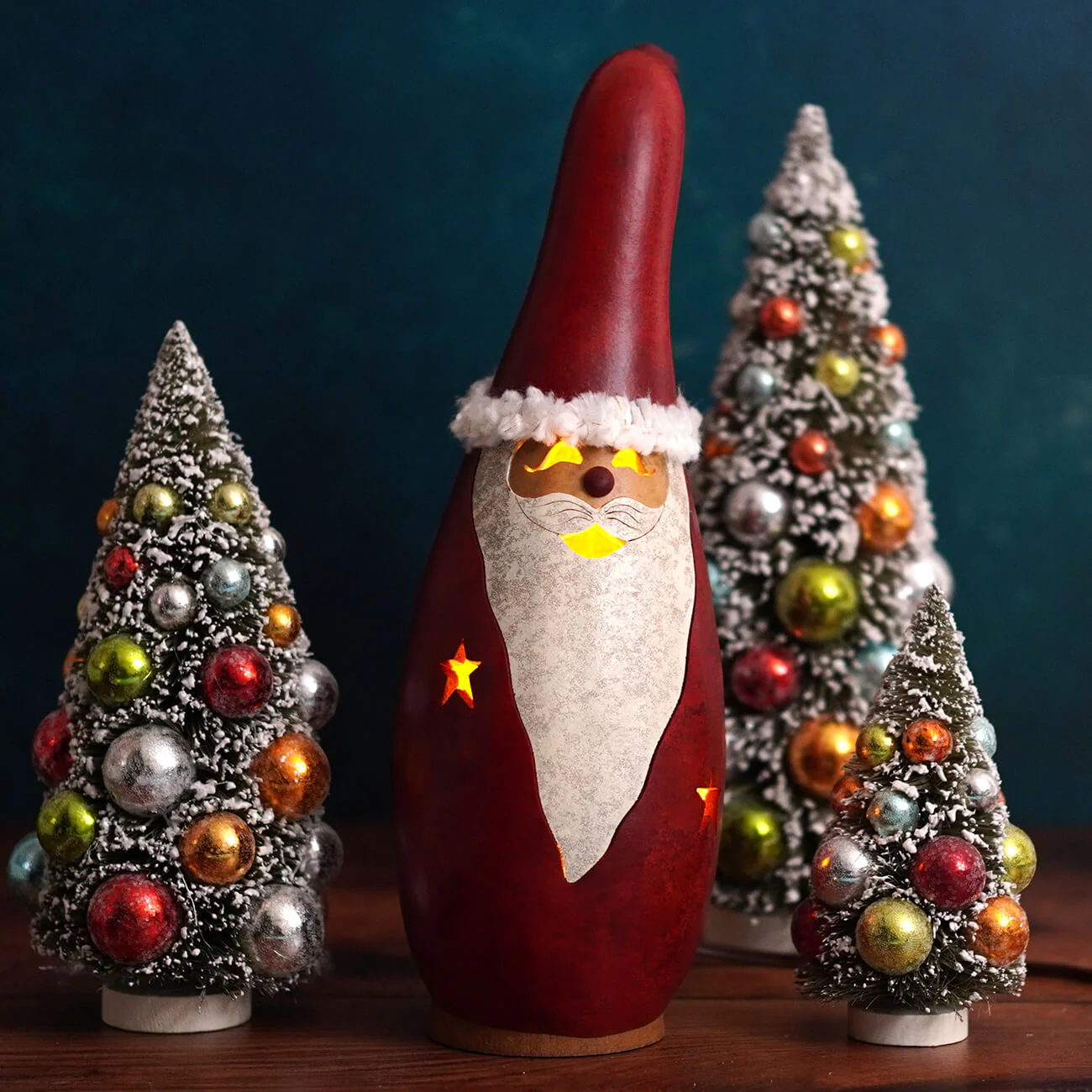 Santa - Lighted Medium Tall Red Gourd - Image 3
