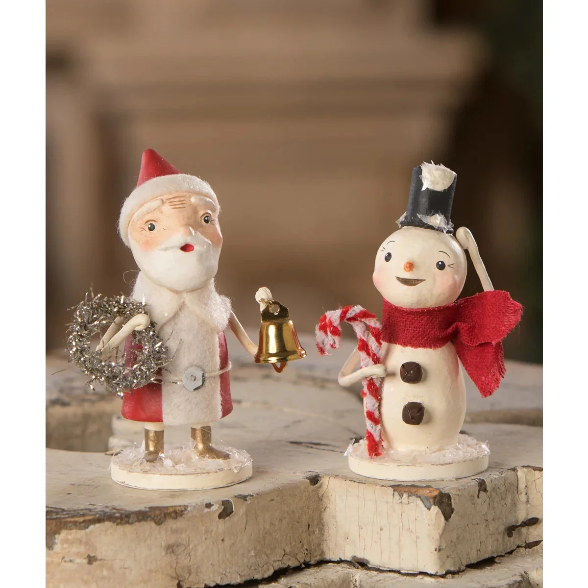 Santa With Wreath & Bell - Image 3