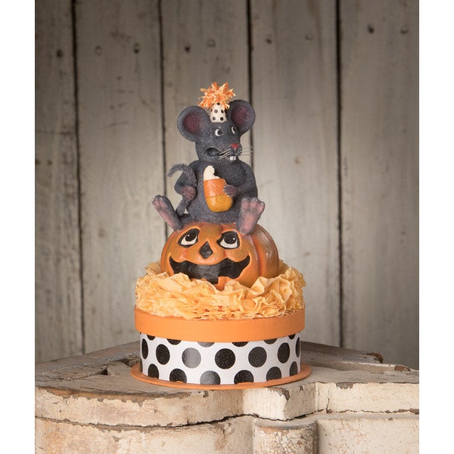 Scaredy Mouse on Box - Image 2