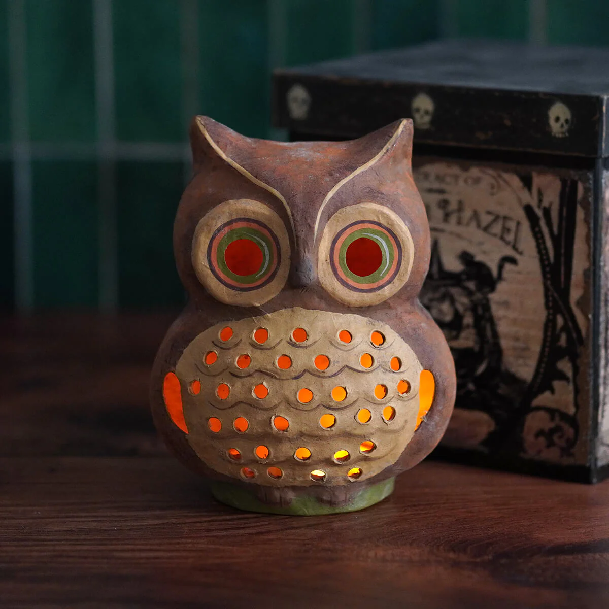 Shining Bright Owl Luminary - Image 4