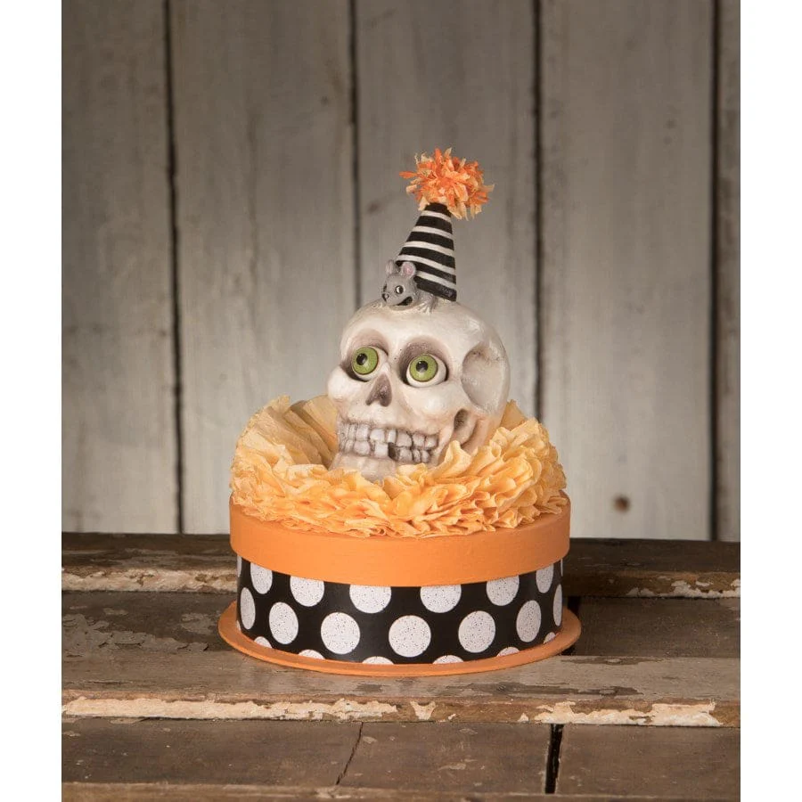 Silly Skelly with Mouse on Box - Image 2